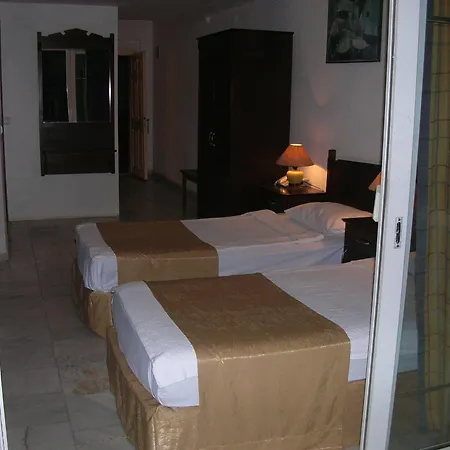 Otel Family Belvedere 3*