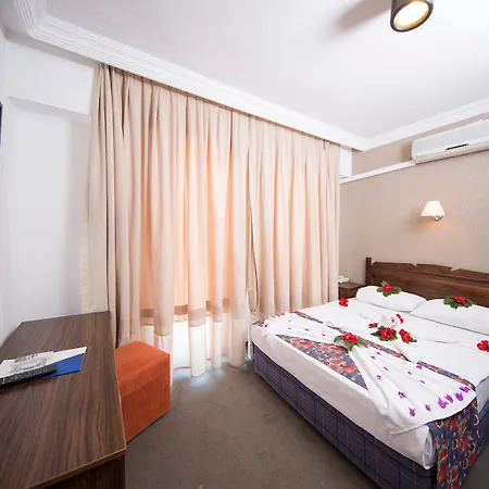 Family Belvedere Szálloda 3*