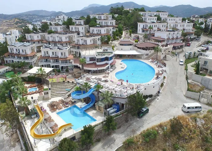 Family Belvedere فندق
