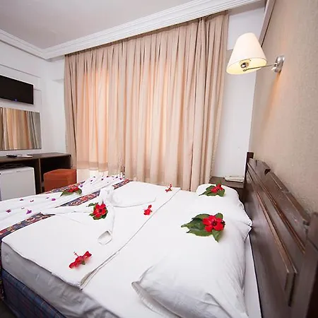 Family Belvedere Hotell
