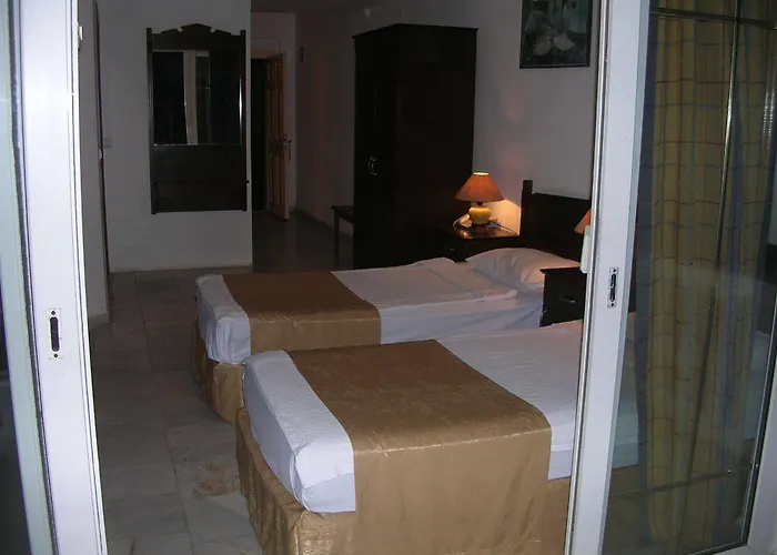 ホテル Family Belvedere 3*